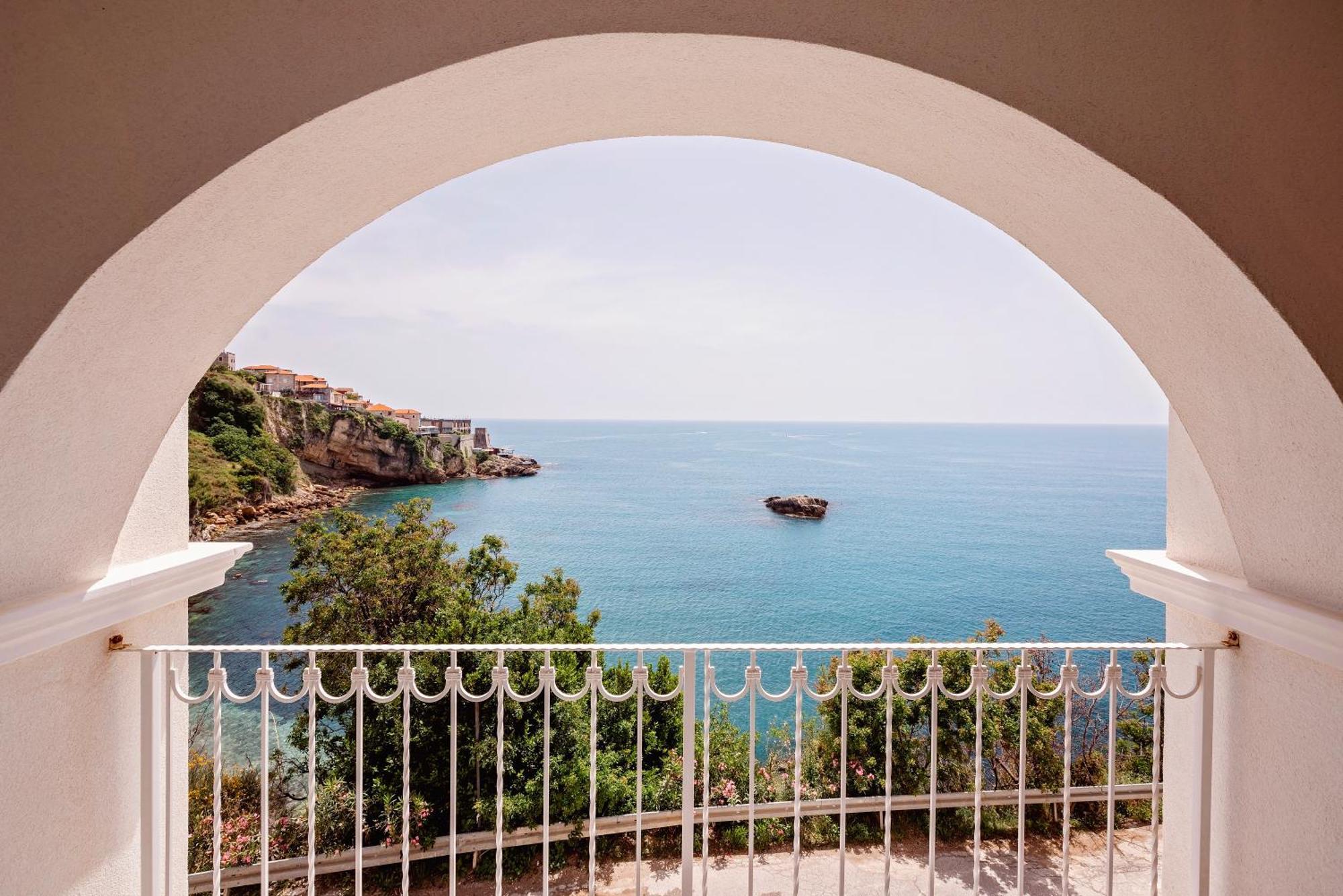 Hotel Maris Ulcinj Eksteriør bilde
